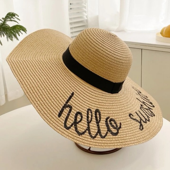 Hello Sunshine Hat - Picture 2 of 7